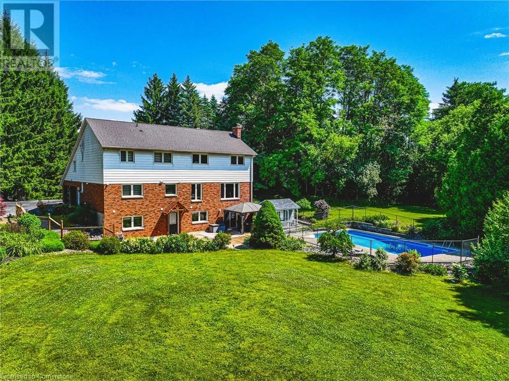 6 IRIS Court