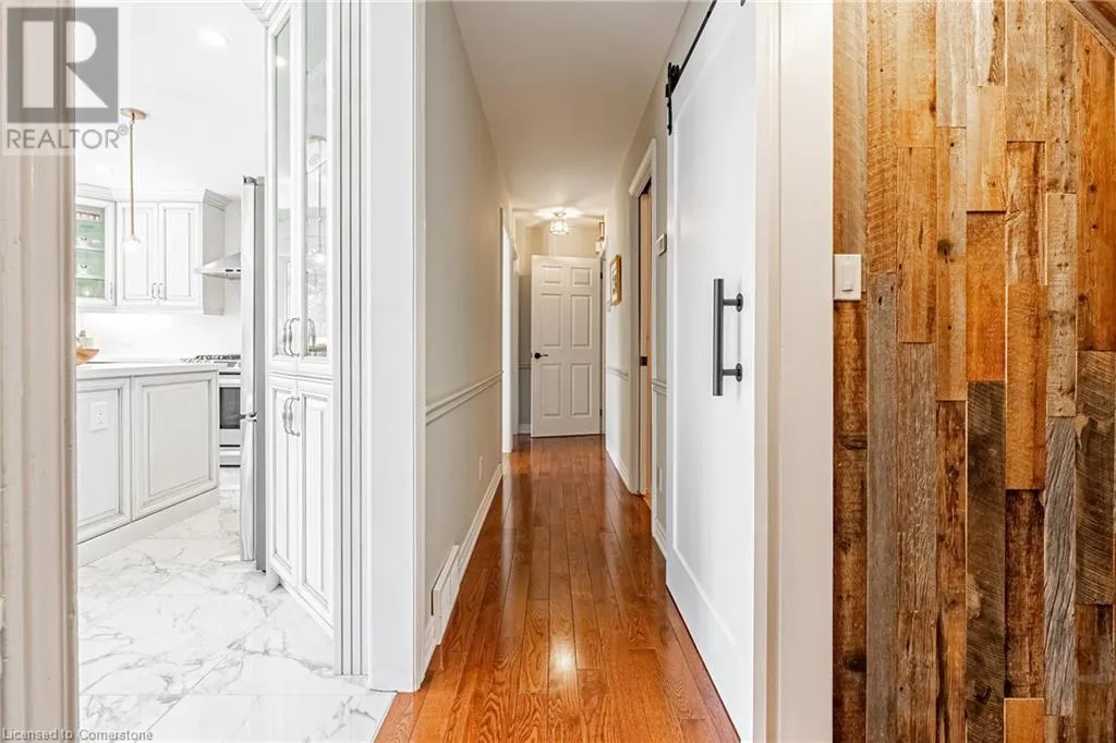 6 IRIS Court