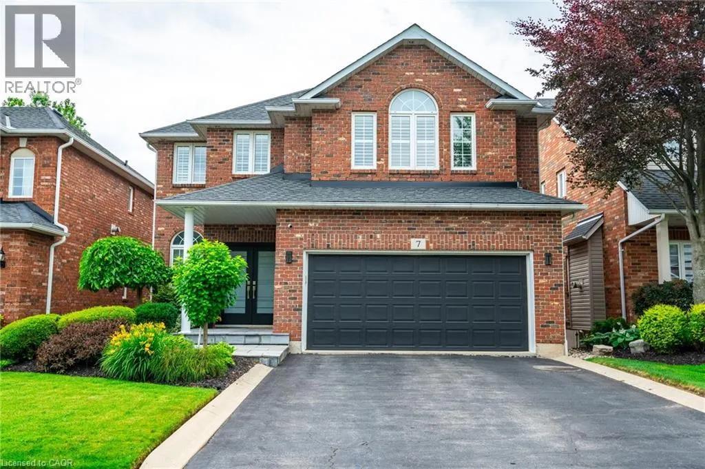 7 VOLTERRA Court