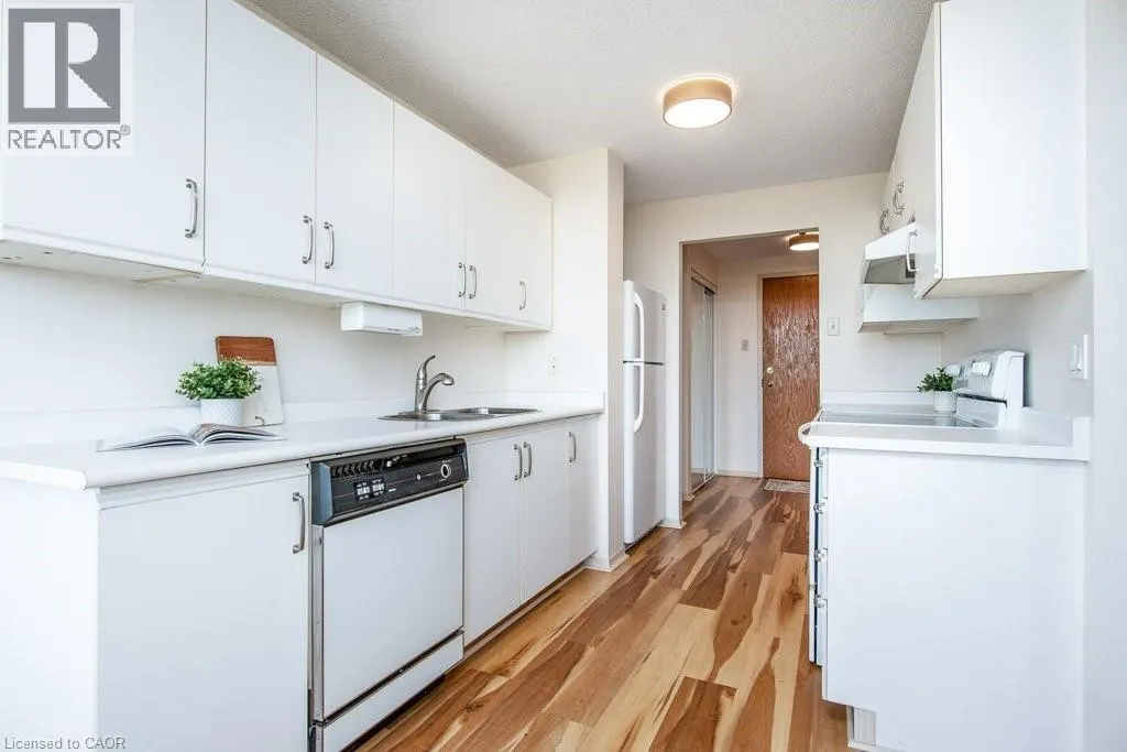 30 BLUE SPRINGS Drive Unit# 501, #501