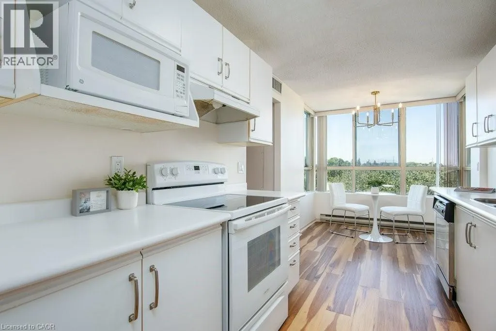 30 BLUE SPRINGS Drive Unit# 501, #501