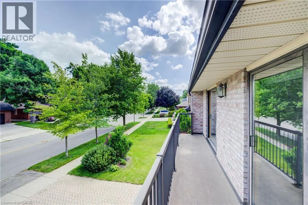 391 NORTHLAKE Drive