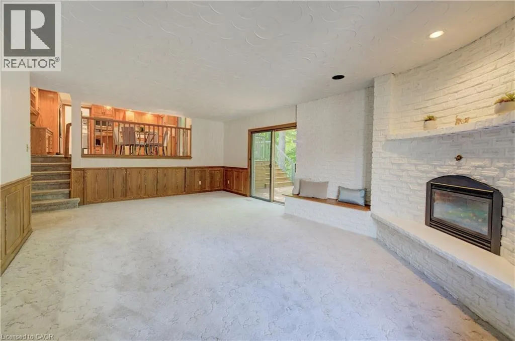 391 NORTHLAKE Drive