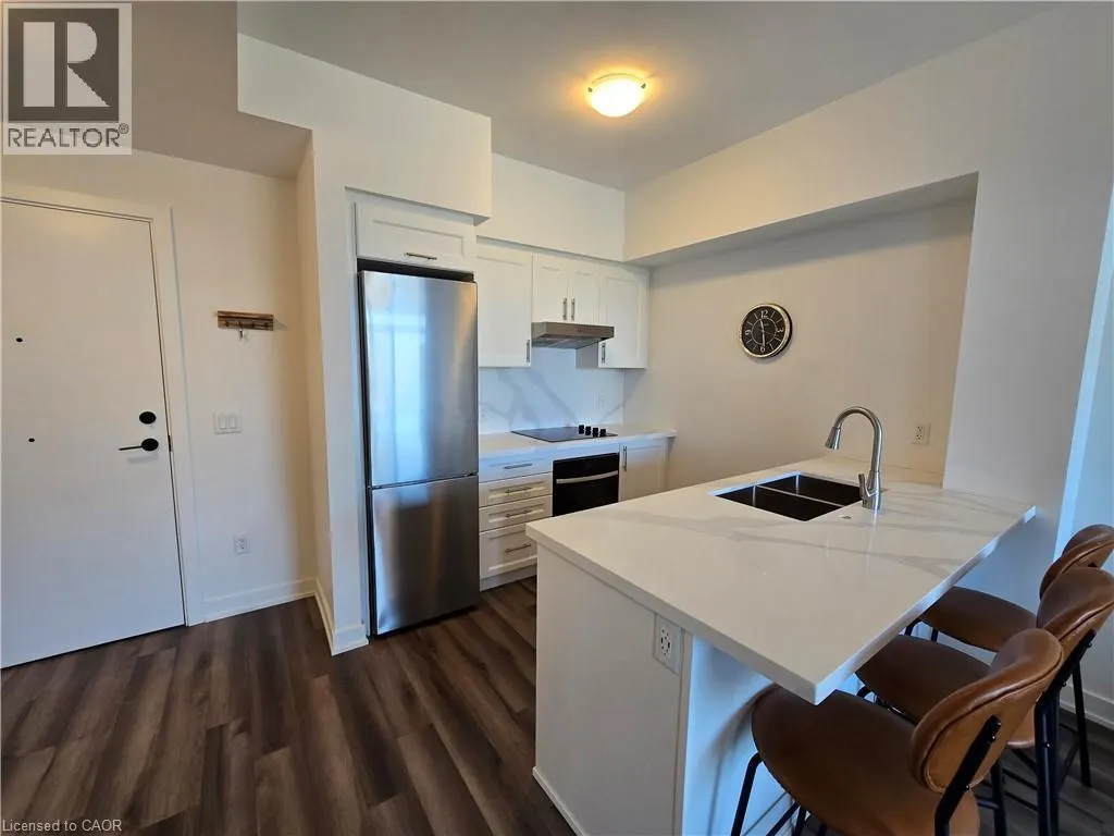 600 NORTH SERVICE Road Unit# 213, #213