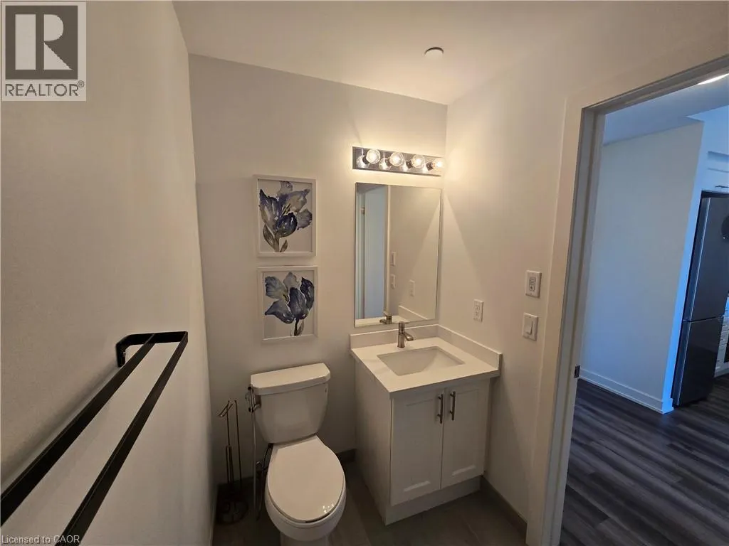 600 NORTH SERVICE Road Unit# 213, #213