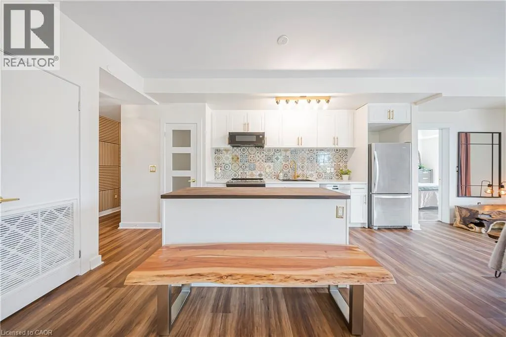 168 SABINA Drive Unit# 214, #214
