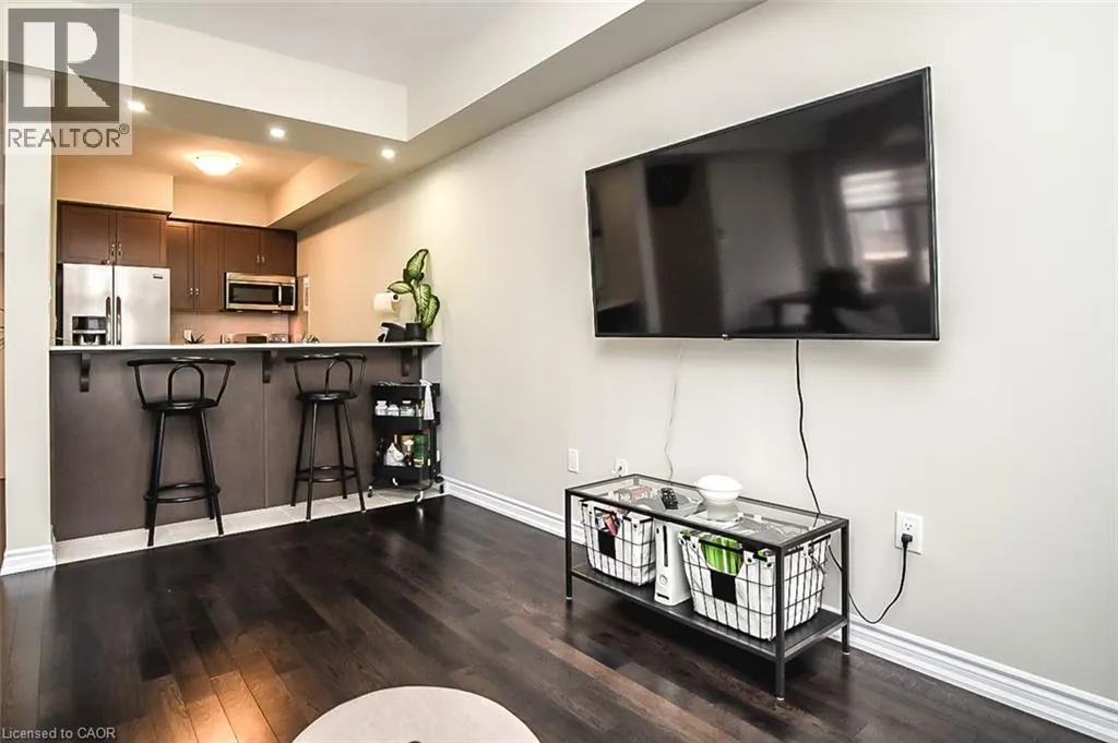 377 GLANCASTER Road Unit# 53, #53
