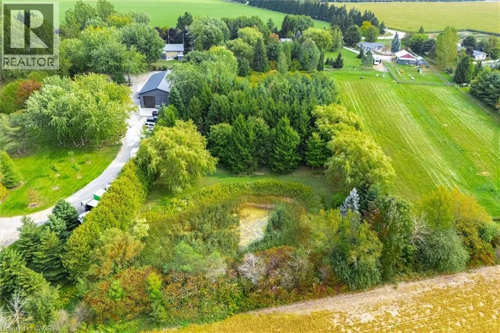 7728 21 Sideroad