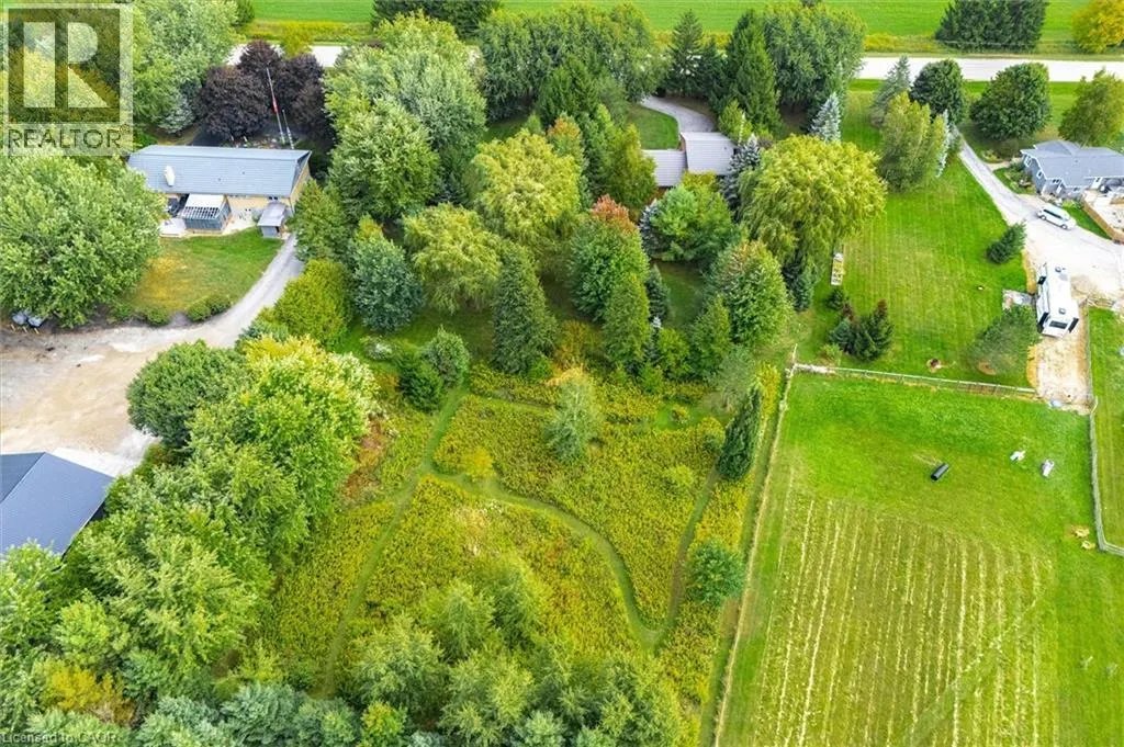 7728 21 Sideroad