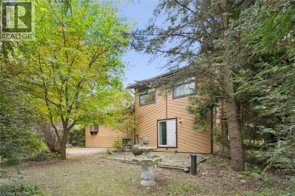 7728 21 Sideroad