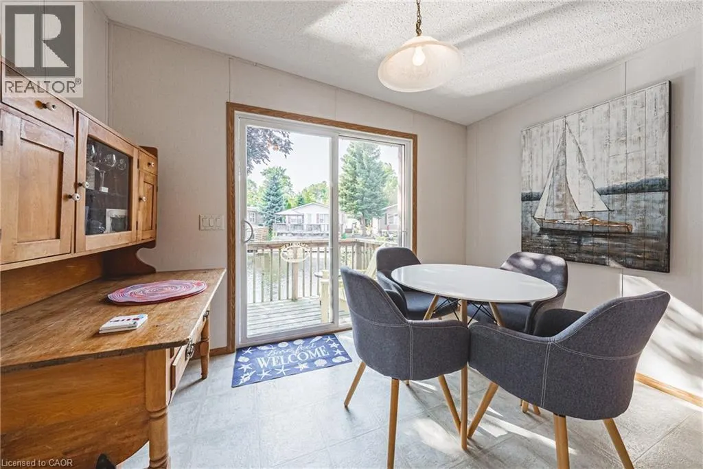 52 HEMLOCK CRS Private