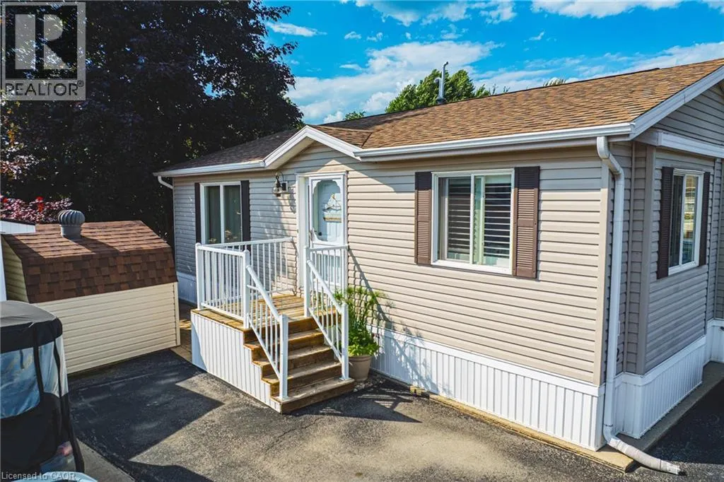 52 HEMLOCK CRS Private