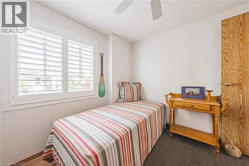 52 HEMLOCK CRS Private