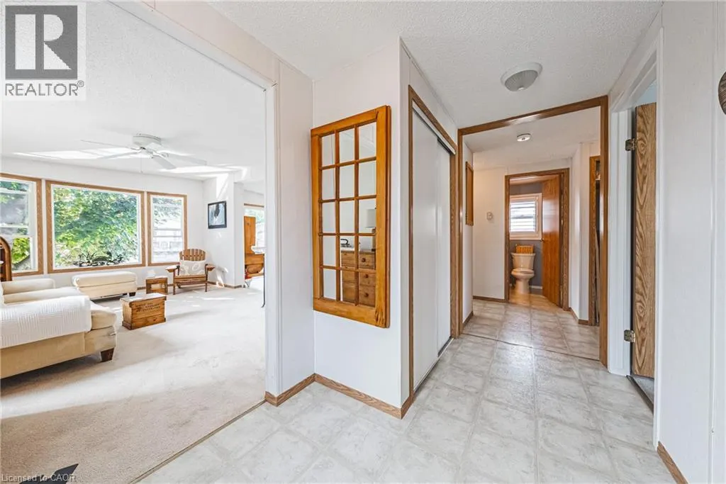 52 HEMLOCK CRS Private