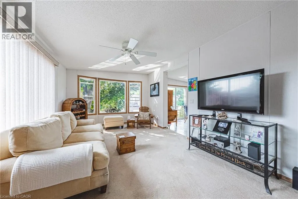 52 HEMLOCK CRS Private