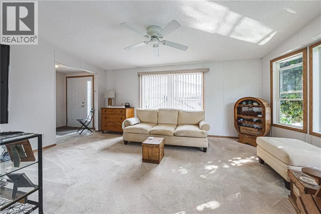 52 HEMLOCK CRS Private