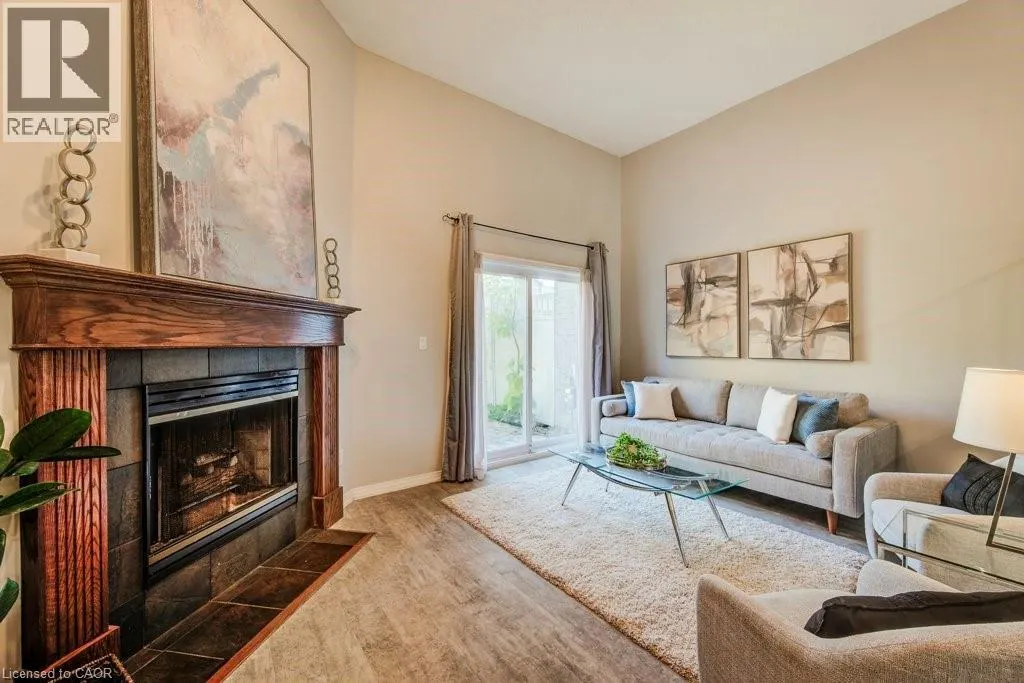 589 BEECHWOOD Drive Unit# 29, #29