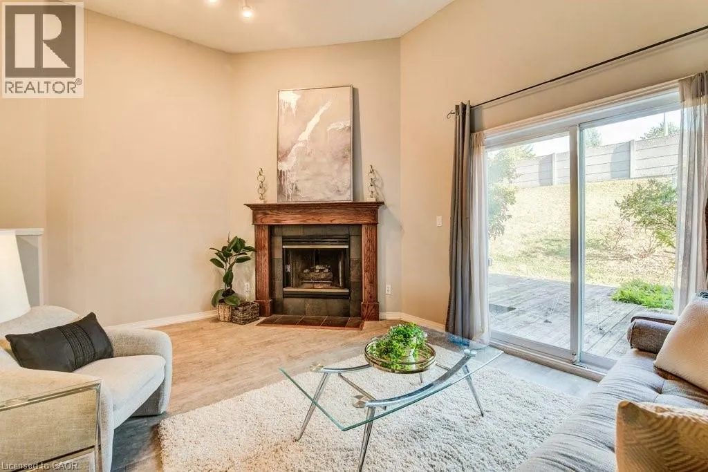 589 BEECHWOOD Drive Unit# 29, #29