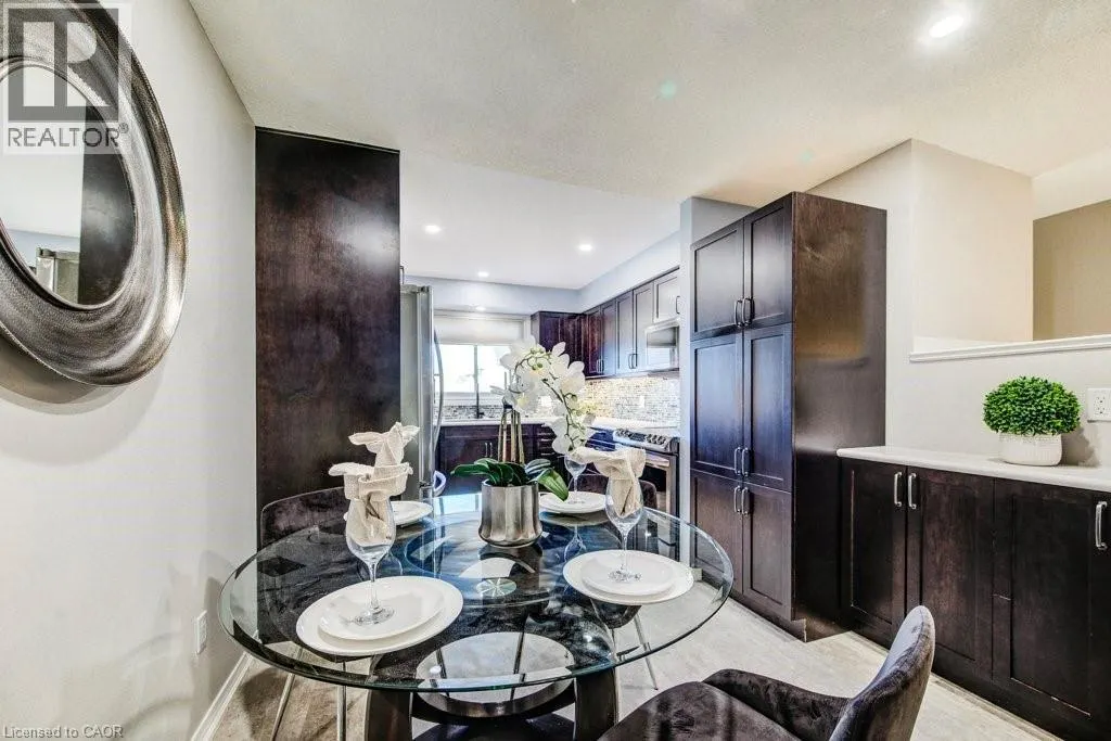589 BEECHWOOD Drive Unit# 29, #29