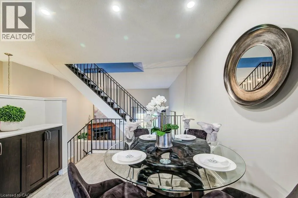 589 BEECHWOOD Drive Unit# 29, #29