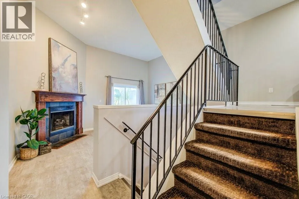 589 BEECHWOOD Drive Unit# 29, #29