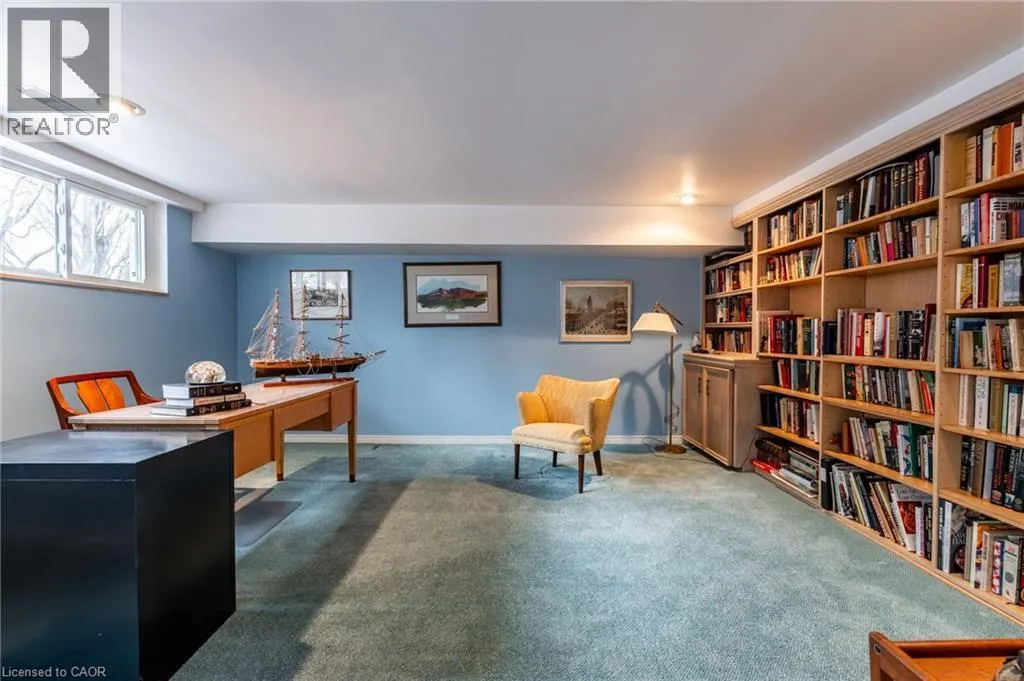 887 MONTGOMERY Drive
