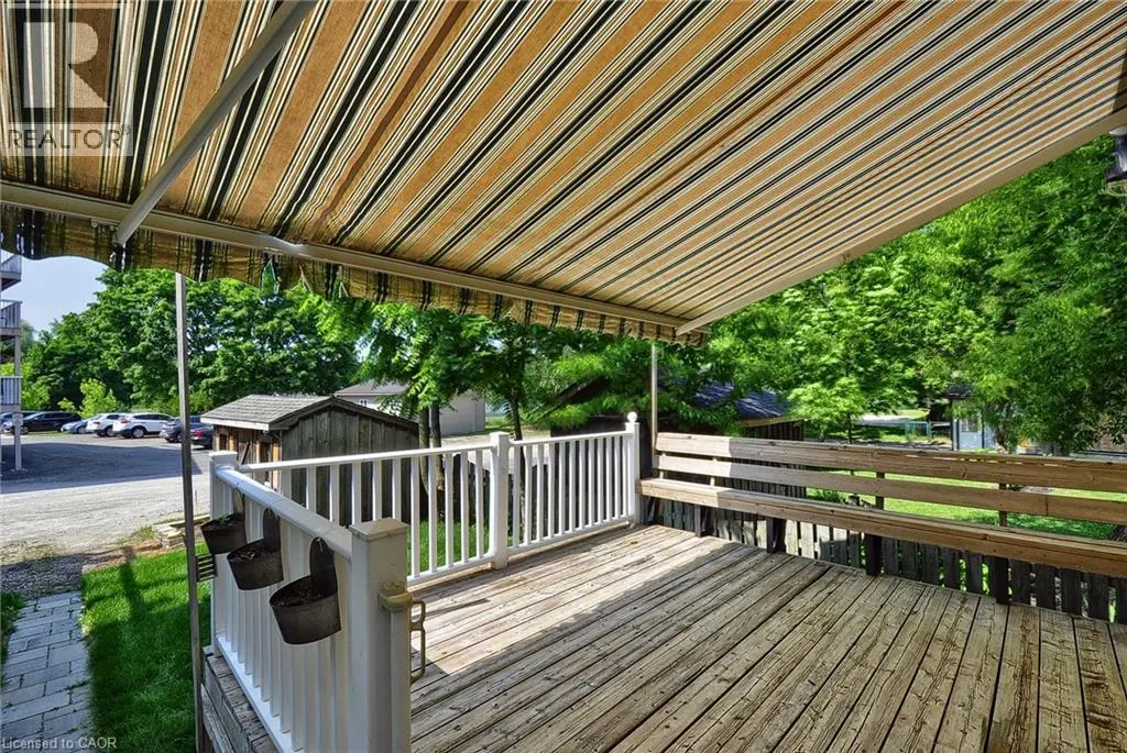 1206 QUEEN'S BUSH Road
