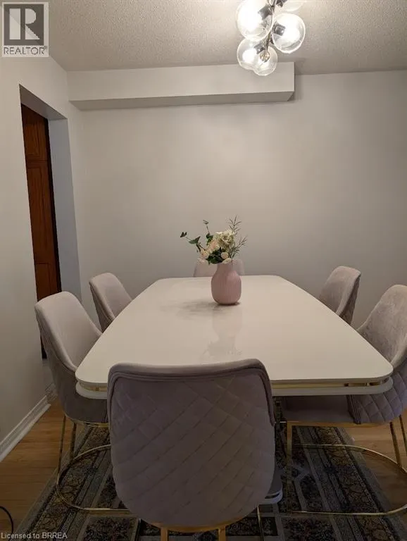 10 POLAR BEAR Place