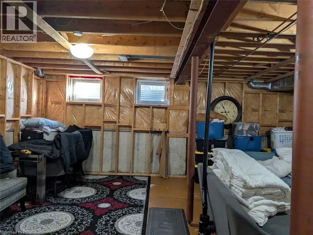 10 POLAR BEAR Place