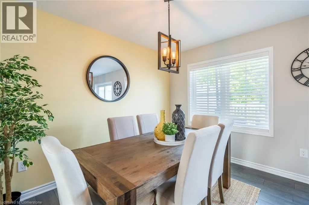 230 AVONSYDE Boulevard Unit# 15, #15
