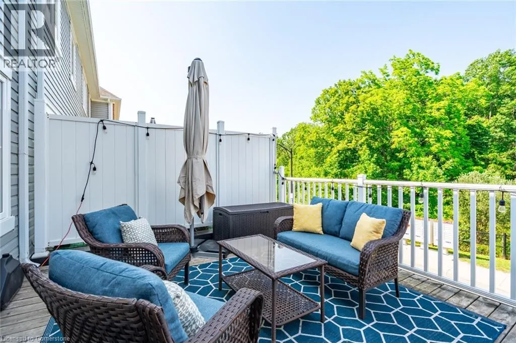 230 AVONSYDE Boulevard Unit# 15, #15