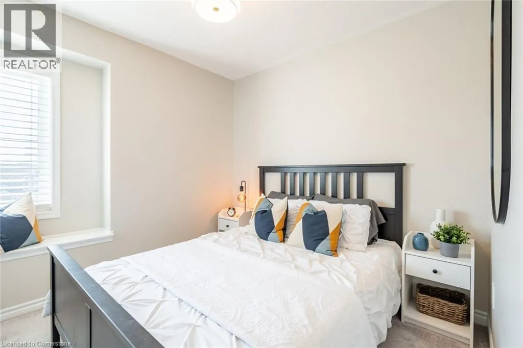 230 AVONSYDE Boulevard Unit# 15, #15
