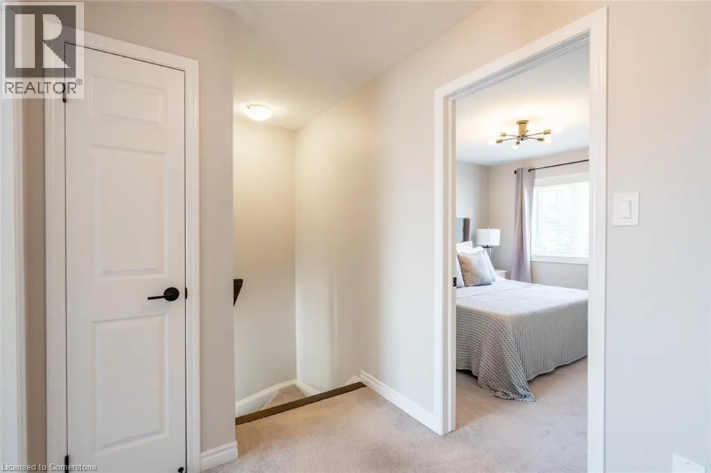 230 AVONSYDE Boulevard Unit# 15, #15
