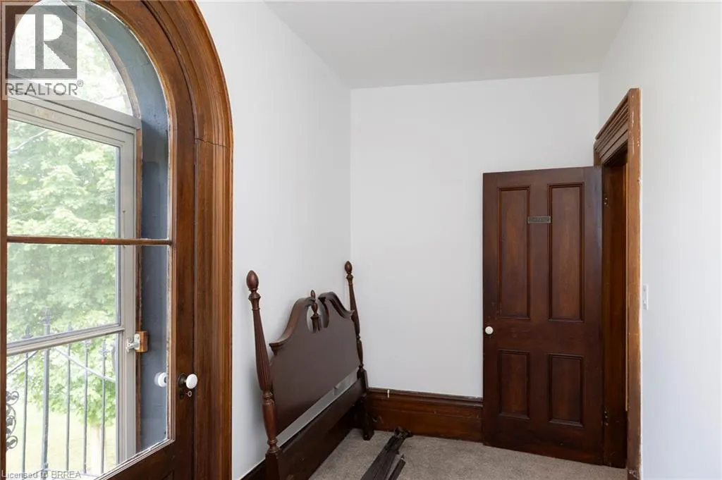76.5 STOVER Street N