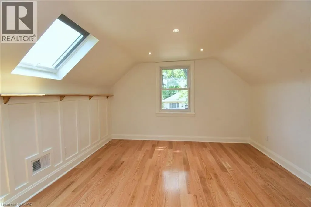 33 WILMAR Court