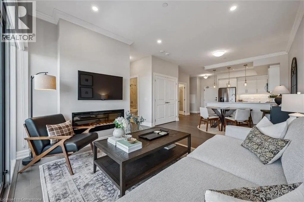 1880 GORDON Street Unit# 1010, #1010