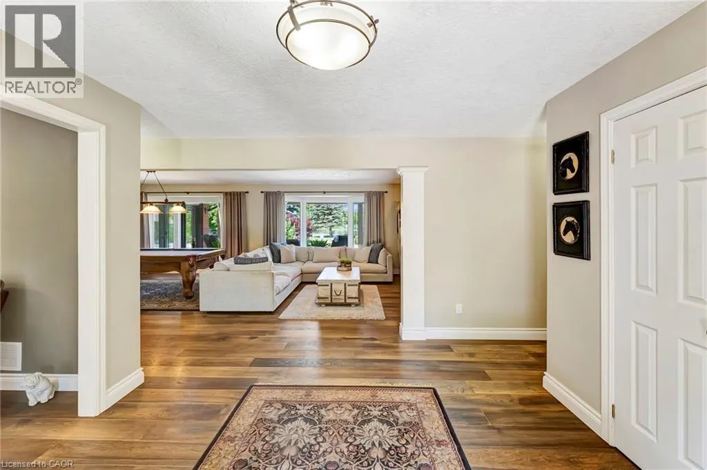 999 W GOVERNORS Road W
