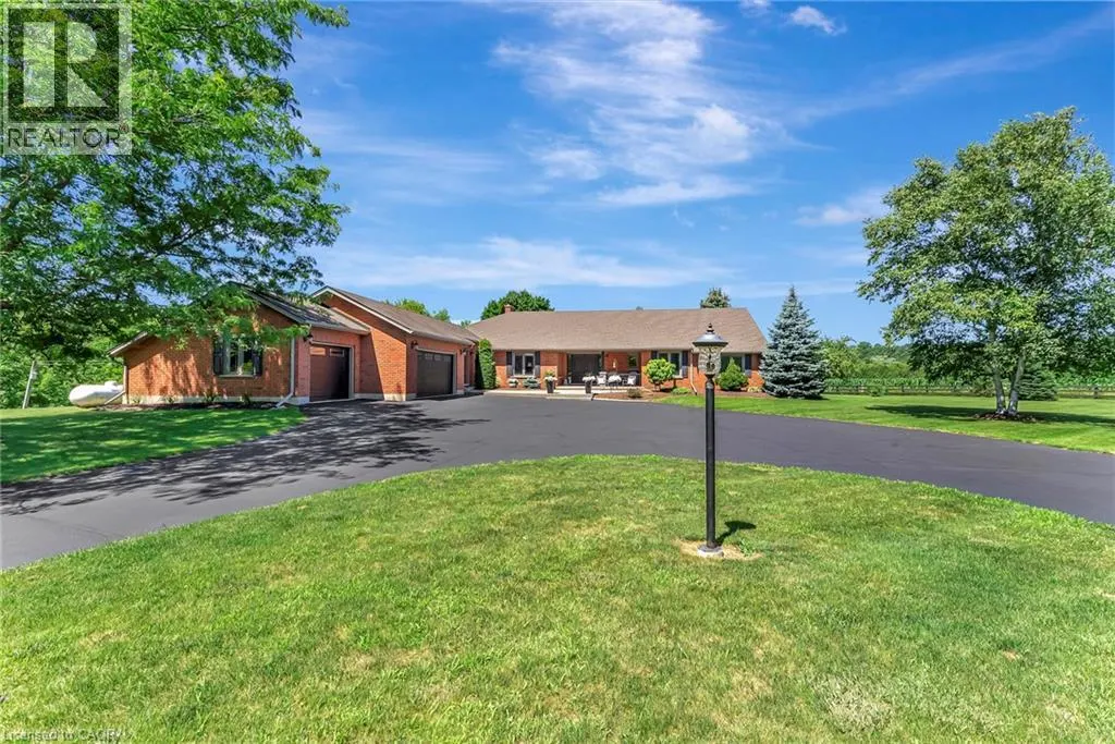999 W GOVERNORS Road W