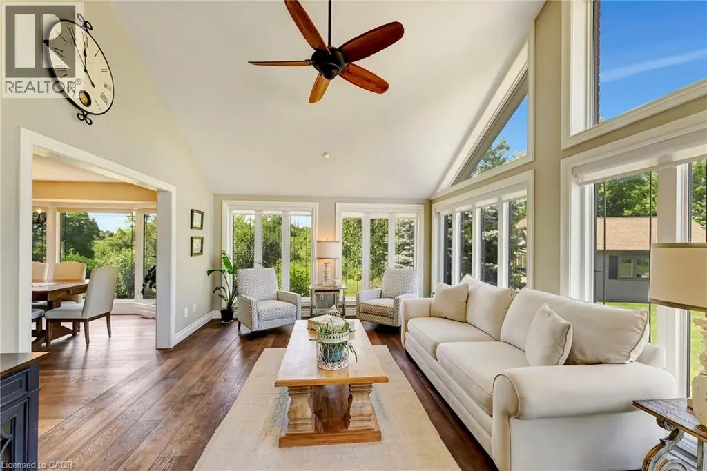 999 W GOVERNORS Road W