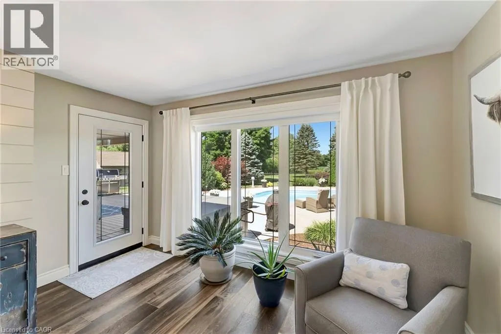 999 W GOVERNORS Road W