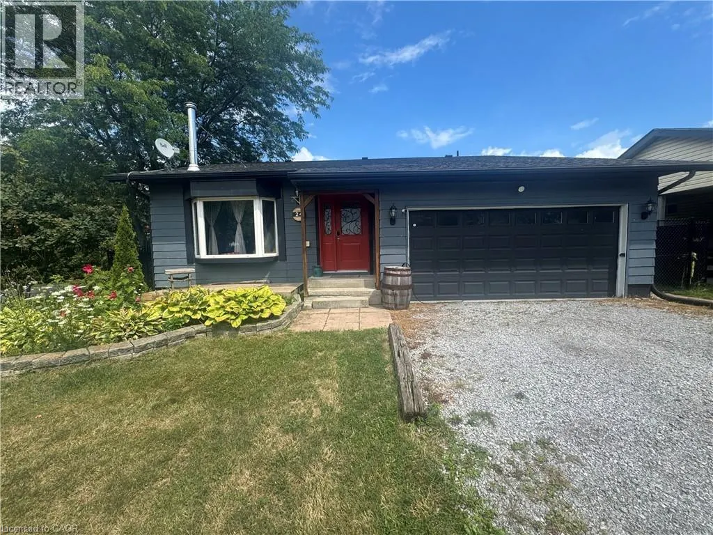 24 WOODHOUSE Avenue