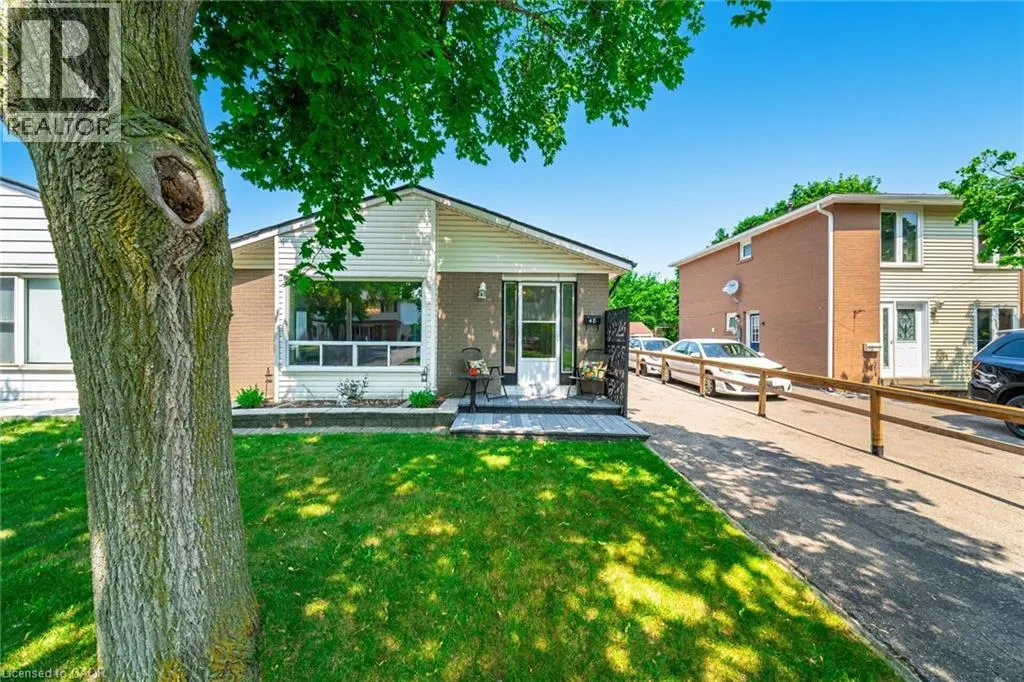 48 GLENMORE Crescent