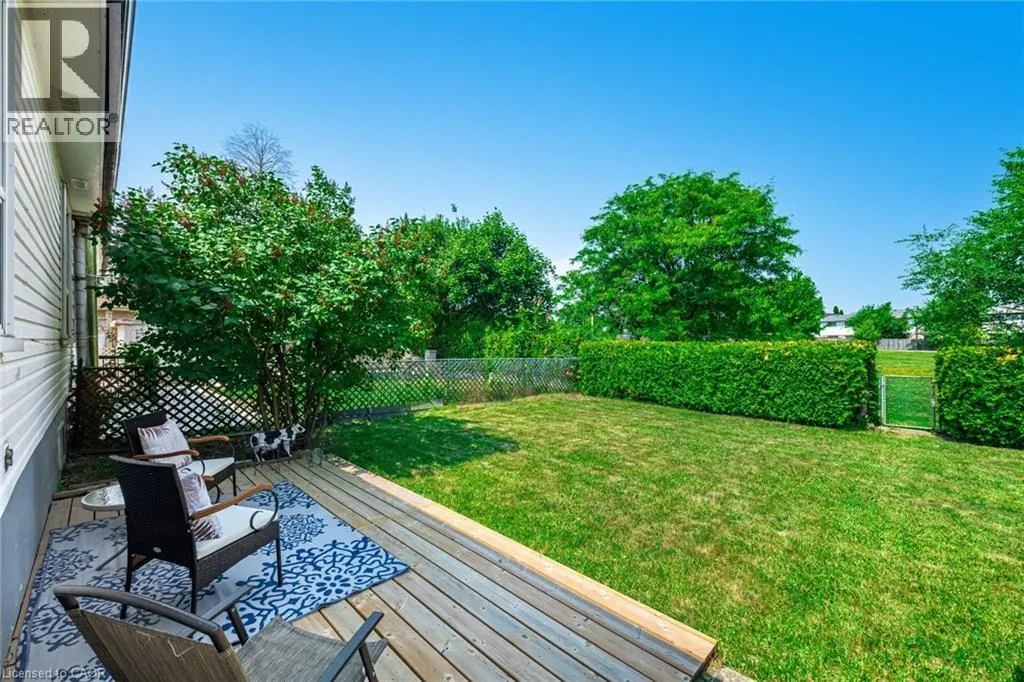 48 GLENMORE Crescent