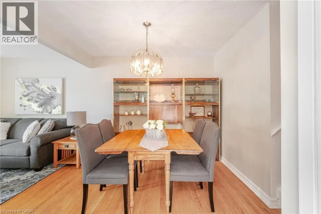 48 GLENMORE Crescent