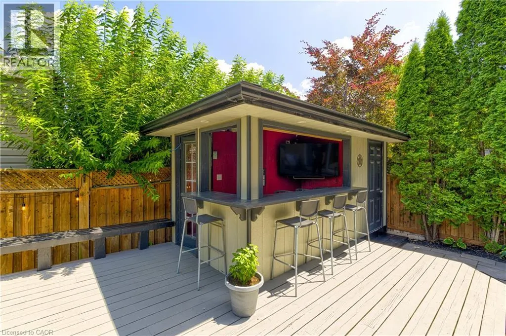 1406 MARSHALL Crescent