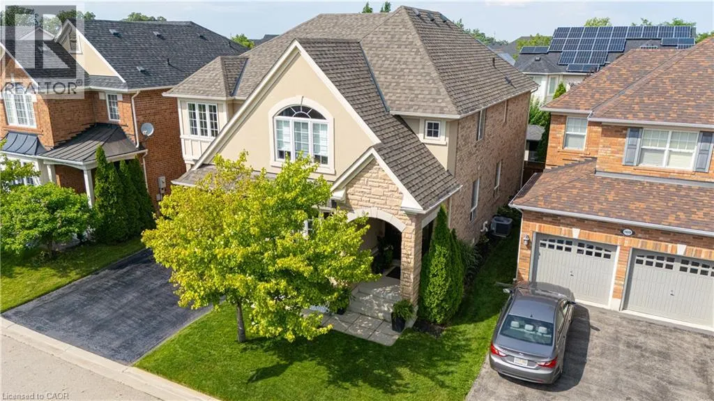 1406 MARSHALL Crescent