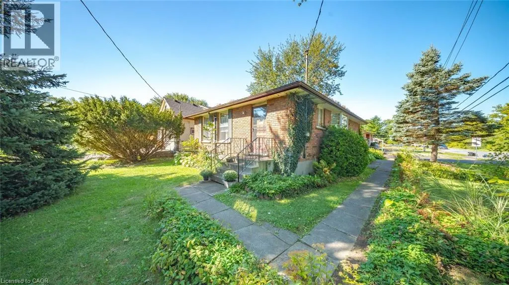 873 SOUTH PELHAM Road