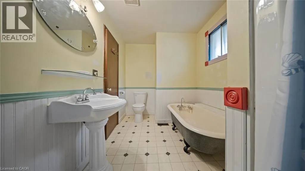 873 SOUTH PELHAM Road