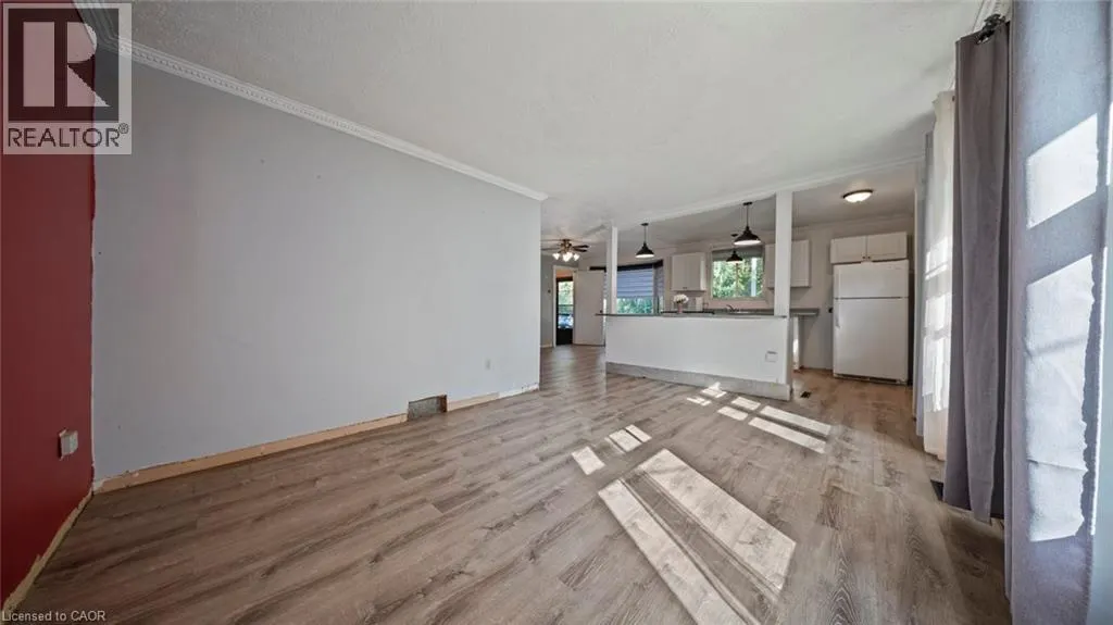 873 SOUTH PELHAM Road