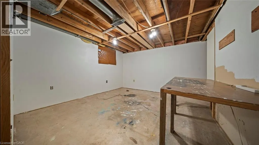 873 SOUTH PELHAM Road